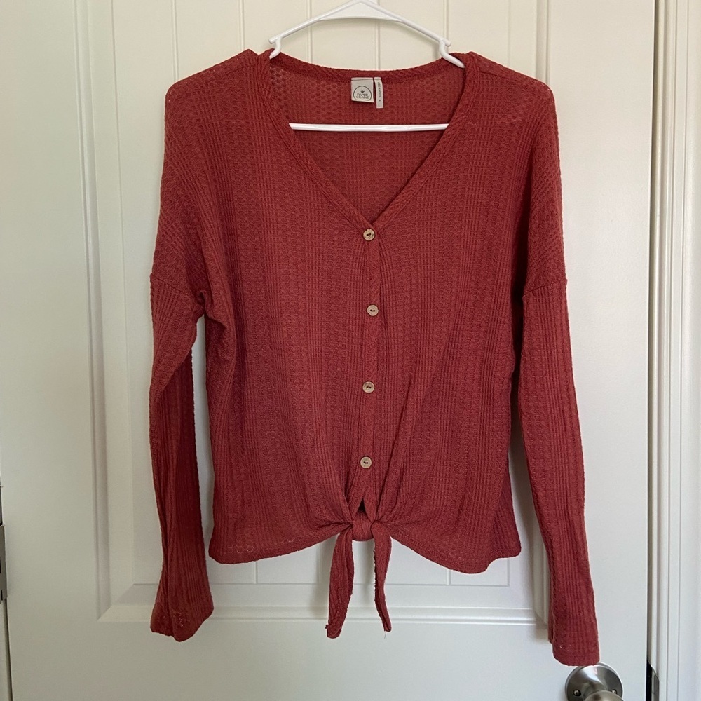 NWOT | Paper Crane women’s knit button down knotted top — small